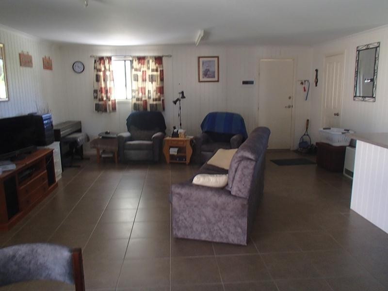 813 Rabbit Fence Road, Stanthorpe QLD 4380