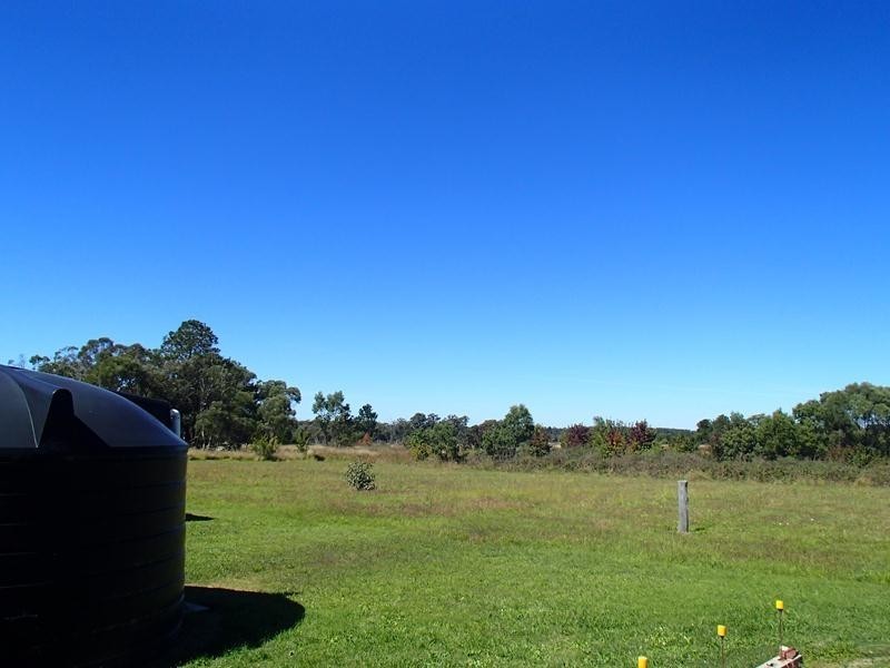 813 Rabbit Fence Road, Stanthorpe QLD 4380