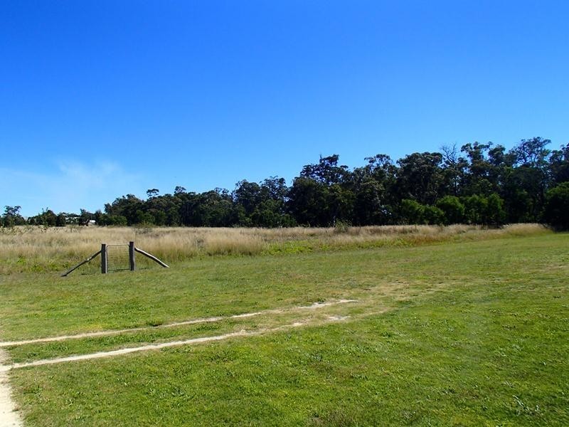 813 Rabbit Fence Road, Stanthorpe QLD 4380