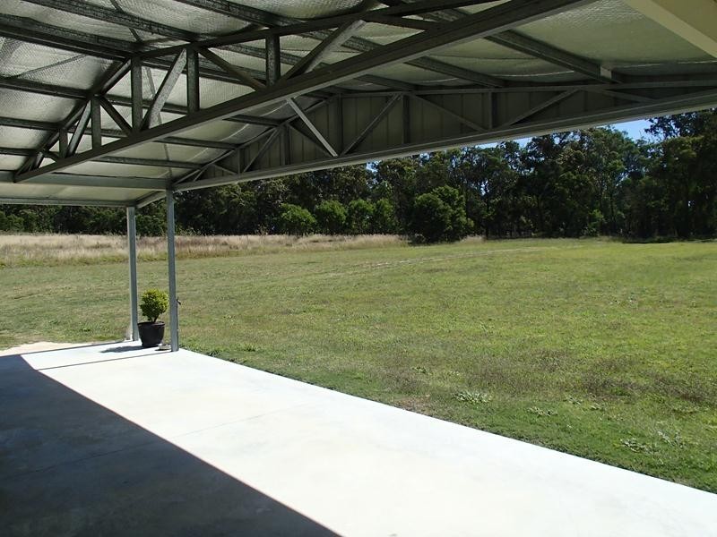 813 Rabbit Fence Road, Stanthorpe QLD 4380