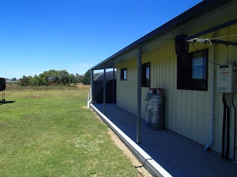 813 Rabbit Fence Road, Stanthorpe QLD 4380