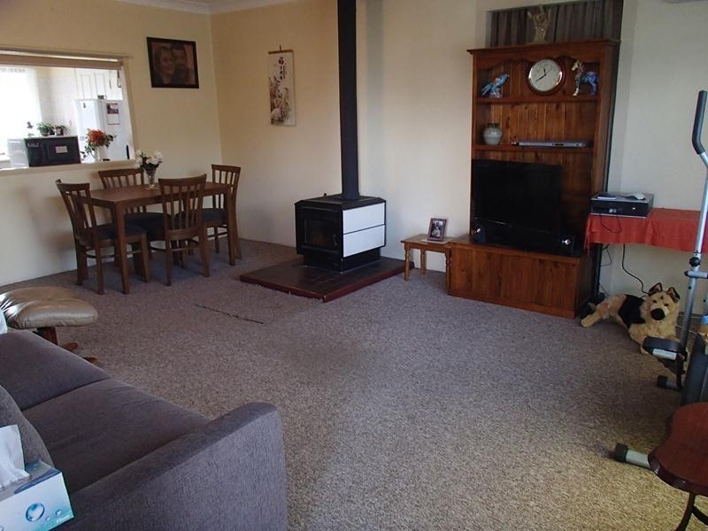 4 Ellevsen Street, Stanthorpe QLD 4380