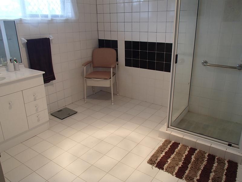 4 Ellevsen Street, Stanthorpe QLD 4380