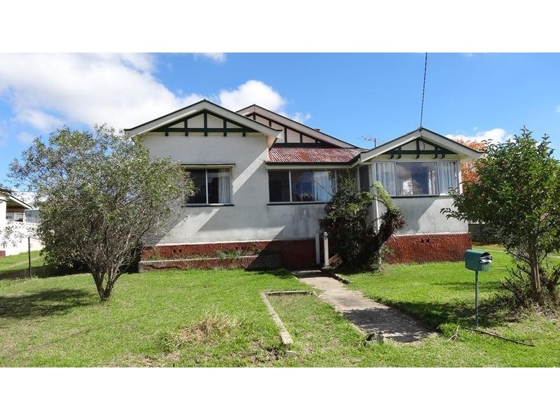 22 Denham Street, Stanthorpe QLD 4380