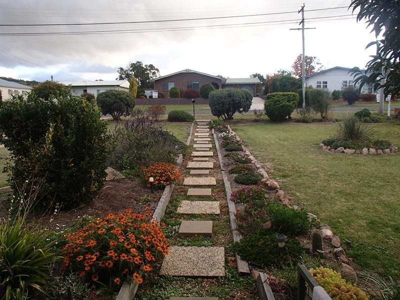 92 Sugarloaf Road, Stanthorpe QLD 4380