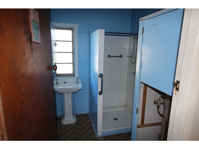 6 Anzac Street, Stanthorpe QLD 4380