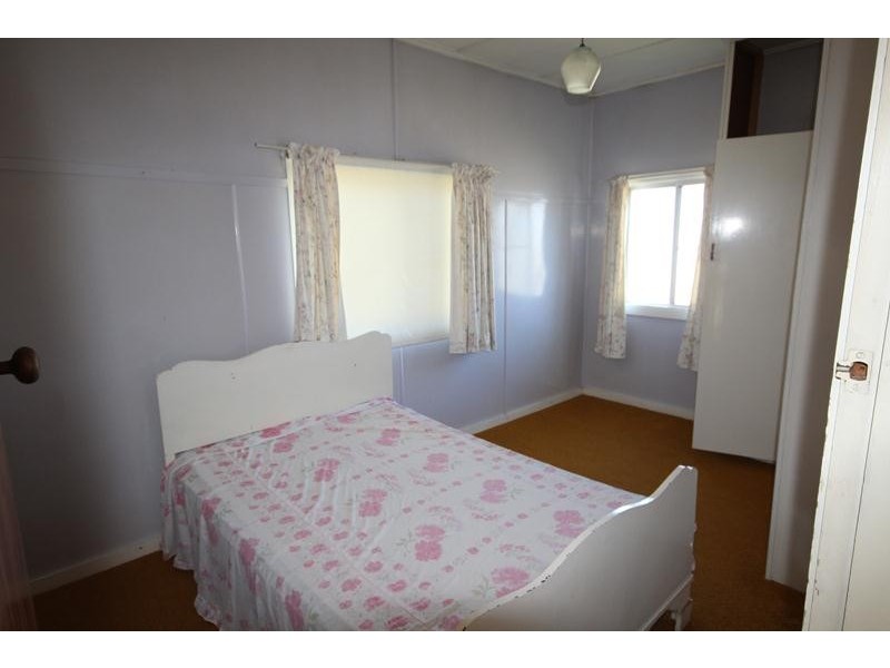 6 Anzac Street, Stanthorpe QLD 4380