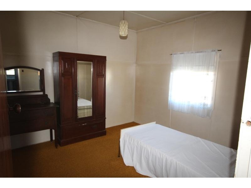 6 Anzac Street, Stanthorpe QLD 4380