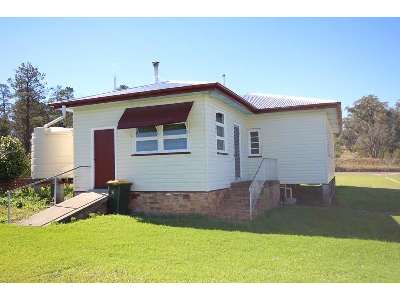 6 Anzac Street, Stanthorpe QLD 4380