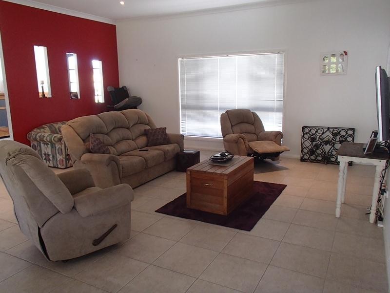 45 Amosfield Road, Stanthorpe QLD 4380