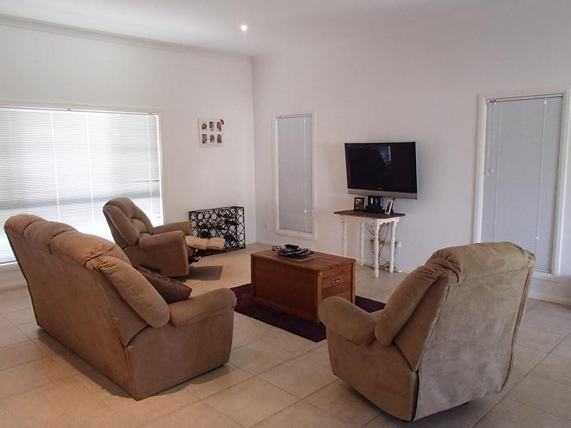 45 Amosfield Road, Stanthorpe QLD 4380
