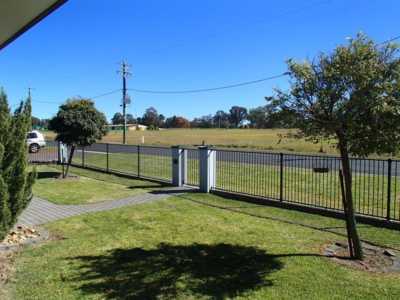 45 Amosfield Road, Stanthorpe QLD 4380