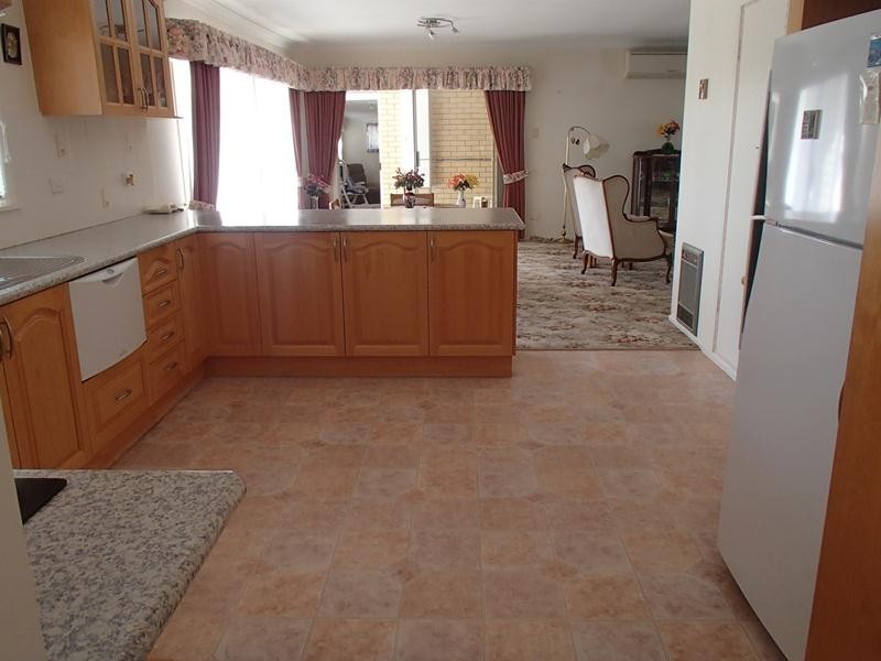 49 Denham Street, Stanthorpe QLD 4380