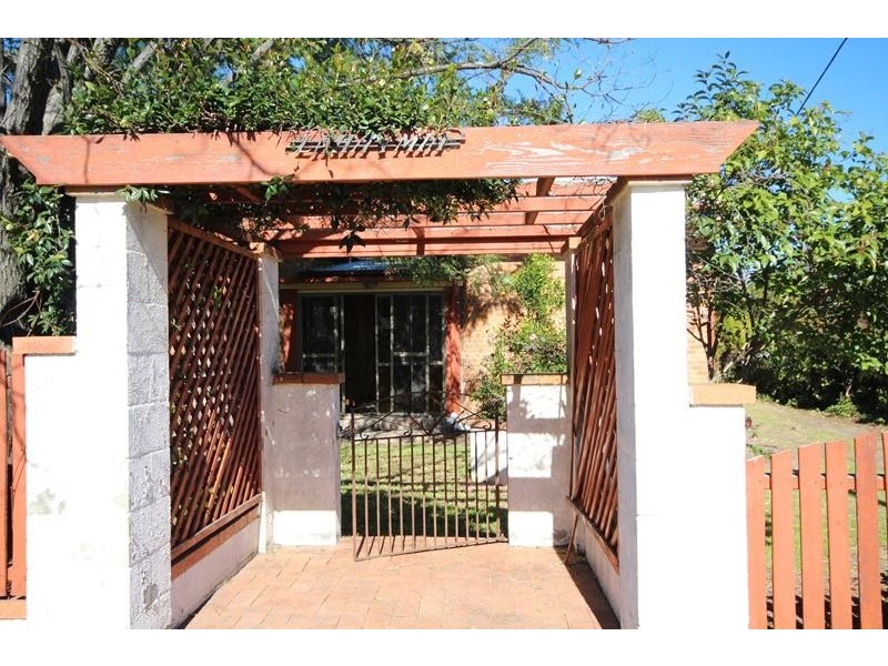 9 Railway Street, Stanthorpe QLD 4380