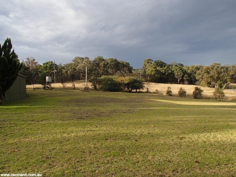 2399 Pyramids Road, Stanthorpe QLD 4380