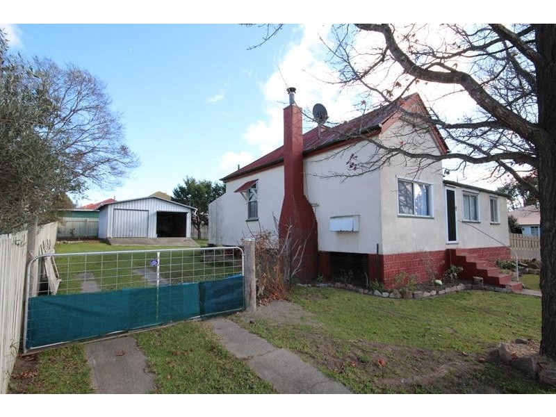 22 Archibald Street, Stanthorpe QLD 4380