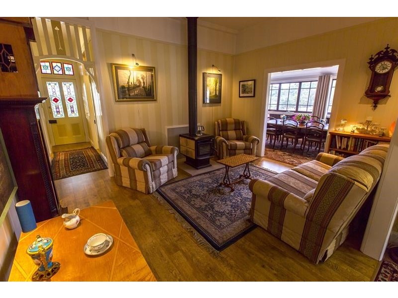 2 Armstrong Lane, Stanthorpe QLD 4380