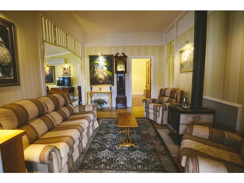 2 Armstrong Lane, Stanthorpe QLD 4380