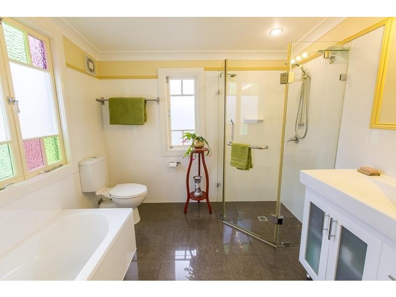 2 Armstrong Lane, Stanthorpe QLD 4380