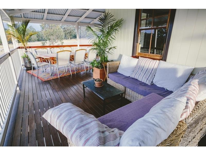 2 Armstrong Lane, Stanthorpe QLD 4380