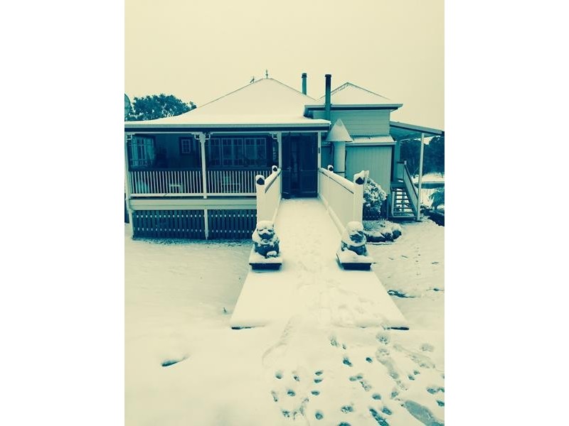 2 Armstrong Lane, Stanthorpe QLD 4380