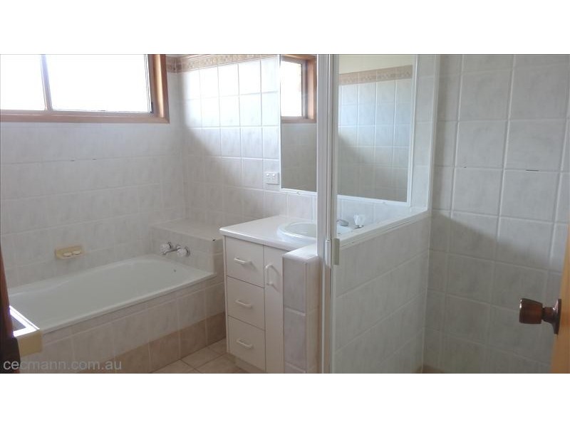 35 Granite Street, Stanthorpe QLD 4380