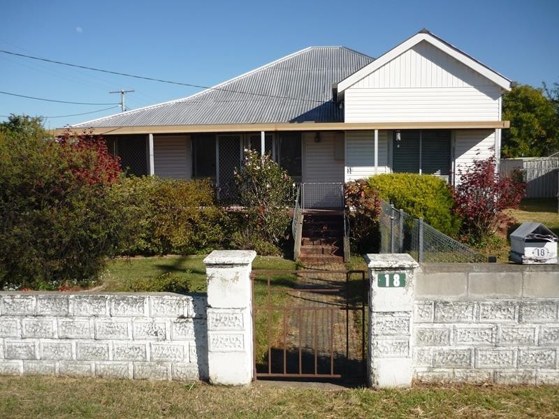 18 Granite Street, Stanthorpe QLD 4380