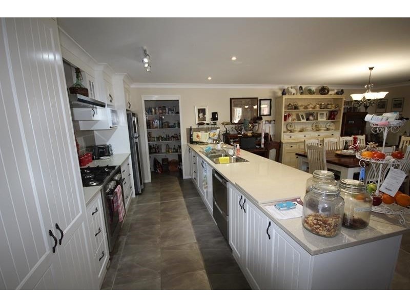 62 Spring Creek Road, Stanthorpe QLD 4380