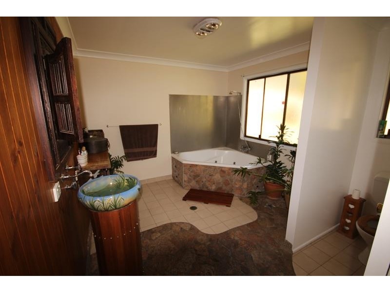 370 Mt Tully Road, Stanthorpe QLD 4380