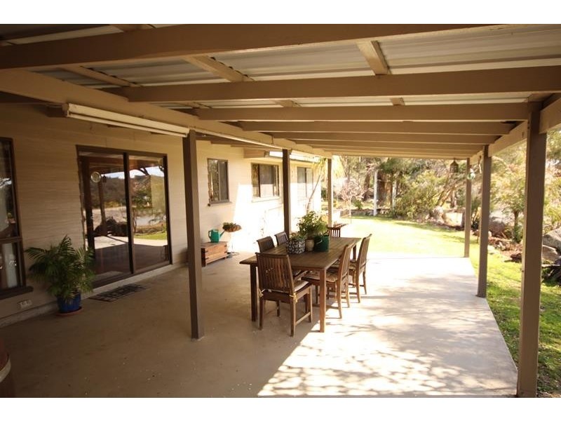 370 Mt Tully Road, Stanthorpe QLD 4380