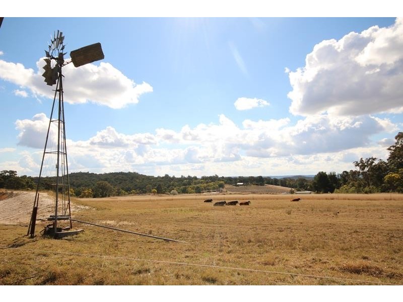 370 Mt Tully Road, Stanthorpe QLD 4380