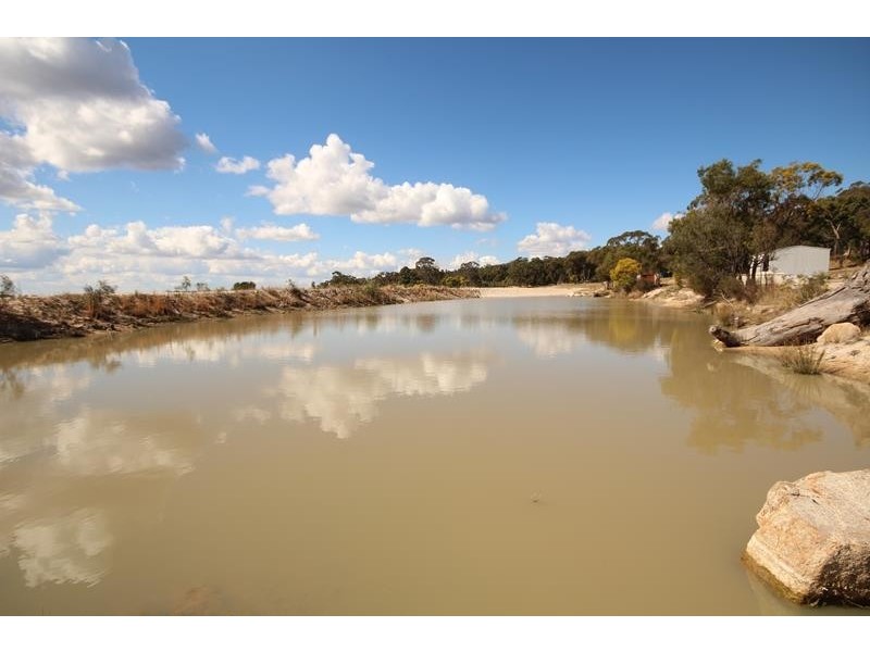 370 Mt Tully Road, Stanthorpe QLD 4380