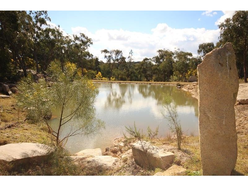 370 Mt Tully Road, Stanthorpe QLD 4380