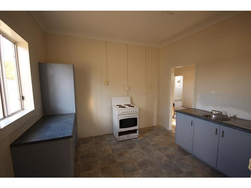 30 Pike Street, Stanthorpe QLD 4380