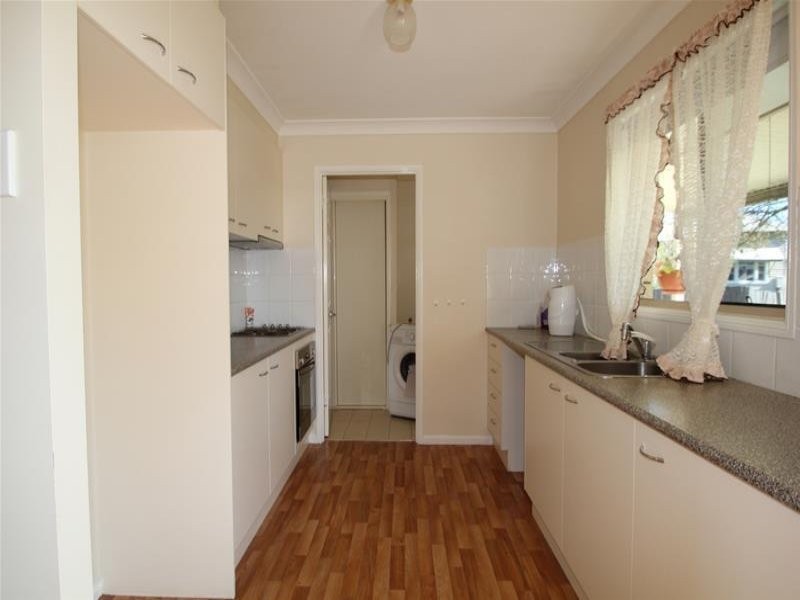 62 Rockwell Street, Wallangarra QLD 4383