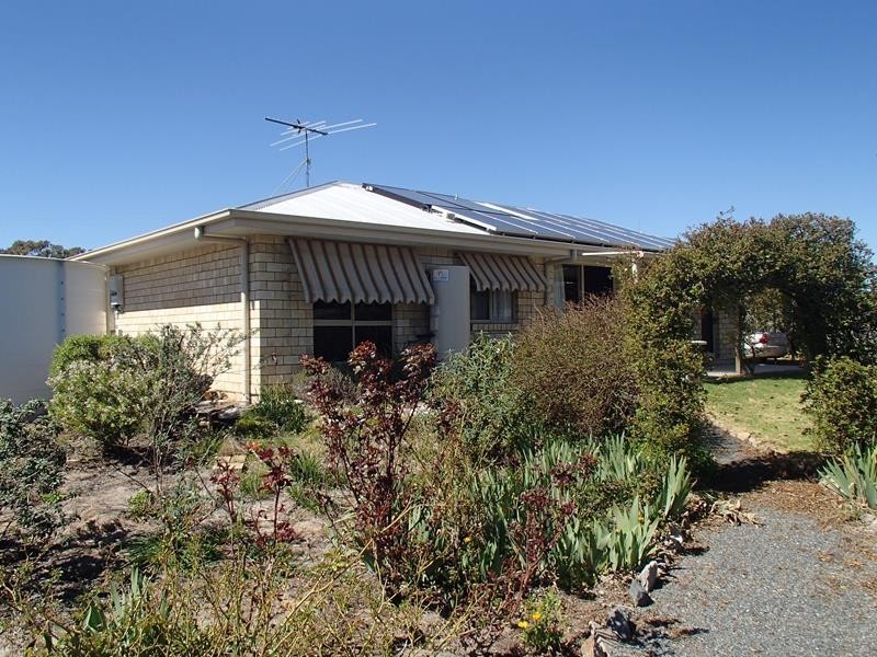 62 Rockwell Street, Wallangarra QLD 4383