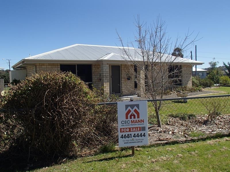 62 Rockwell Street, Wallangarra QLD 4383