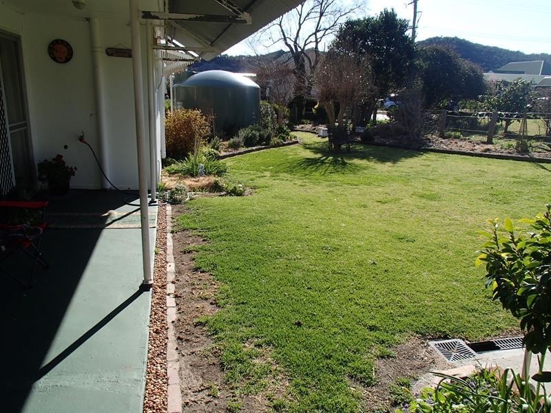 33 Marsh Street, Stanthorpe QLD 4380