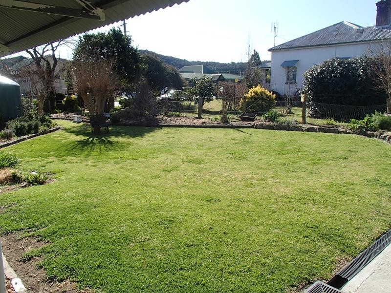 33 Marsh Street, Stanthorpe QLD 4380