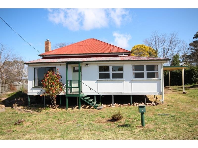 16 White Street, Stanthorpe QLD 4380