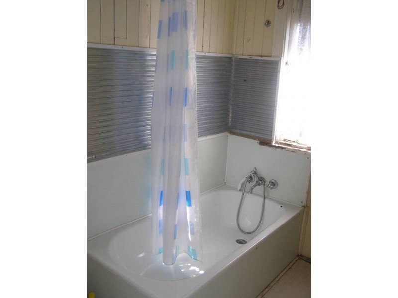 24 Border ROAD, Wallangarra QLD 4383