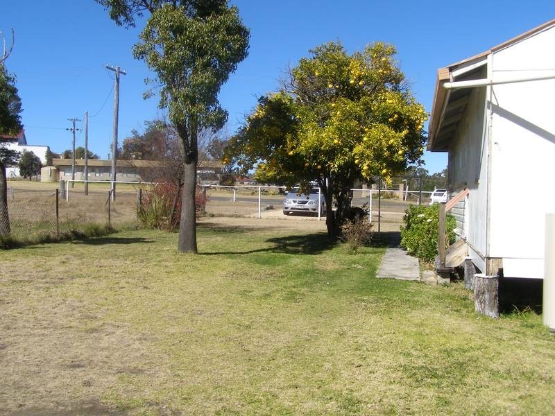 24 Border ROAD, Wallangarra QLD 4383