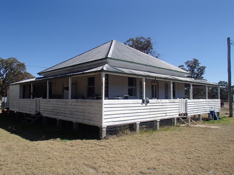 54 Curtin Road, Stanthorpe QLD 4380