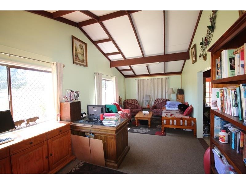 41 Caulley Lane, Stanthorpe QLD 4380
