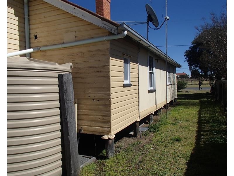 40 Duke Street, Jennings NSW 4383
