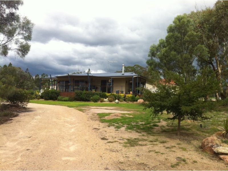 19 Cummerford Road, Glen Aplin QLD 4381