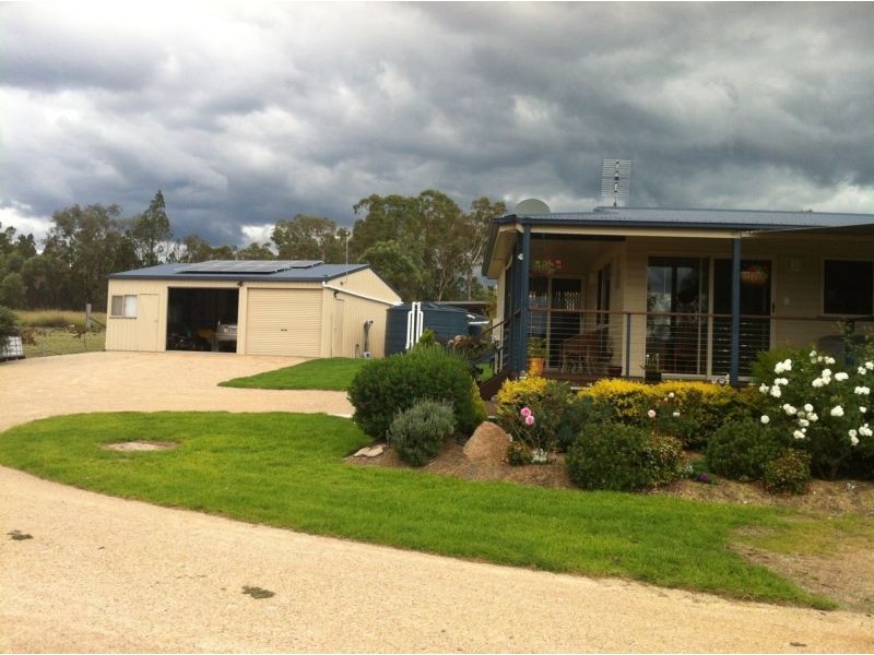 19 Cummerford Road, Glen Aplin QLD 4381