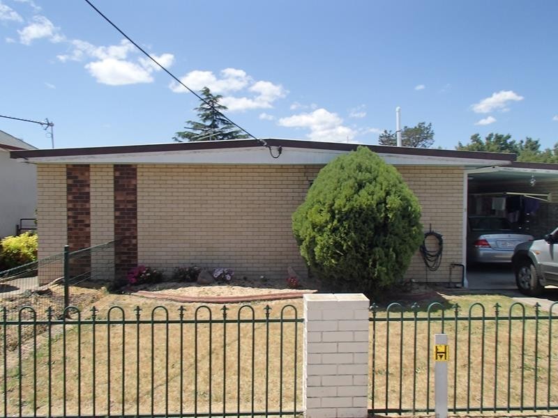 23 Archibald Street, Stanthorpe QLD 4380