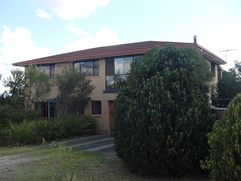 6 Burton Crescent, Stanthorpe QLD 4380