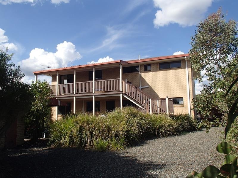 6 Burton Crescent, Stanthorpe QLD 4380